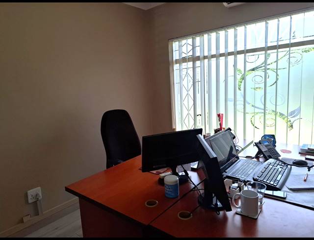 4 BEDROOM HOUSE FOR SALE IN SAFARI GARDENS